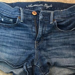 High waisted AMERICAN EAGLE SHORT